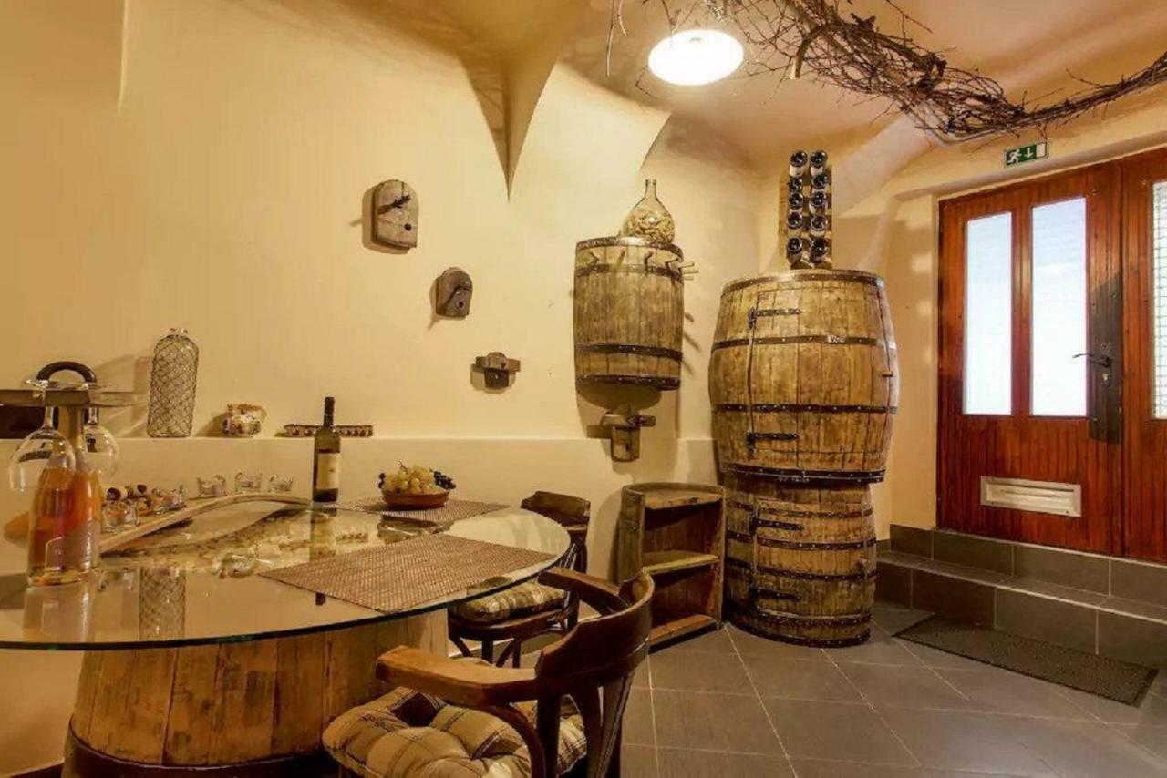 Apartamento Beer & Wine Cellar Liubliana Exterior foto